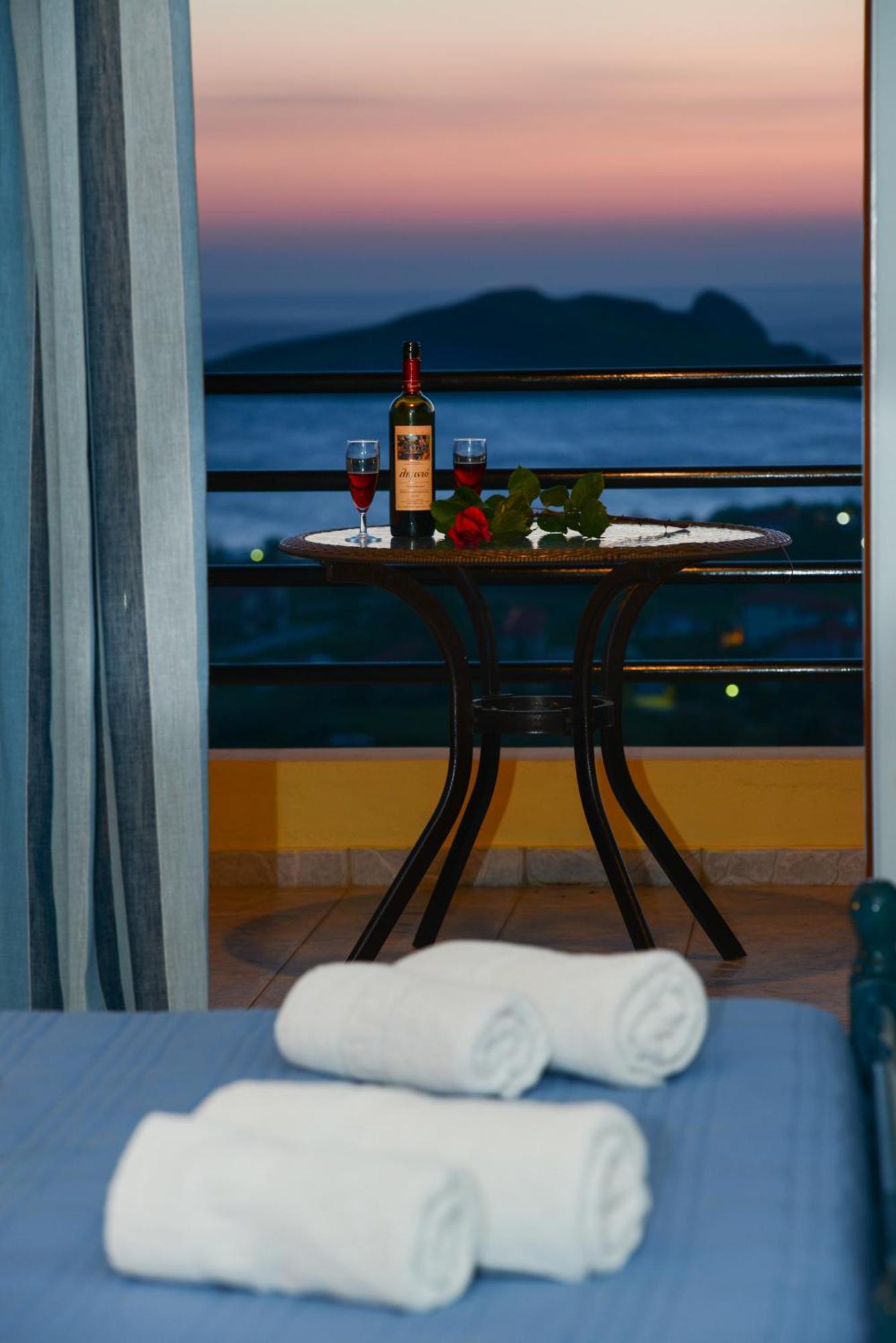 Hotel Dina - Ξενοδοχείο Ντινα Plati  Zewnętrze zdjęcie